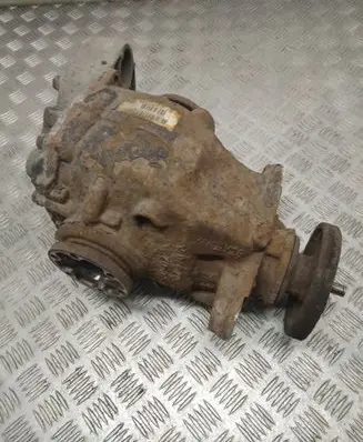BMW 3 E90 E91 Rear differential 7591016 8910032509370005 E2701XA15
