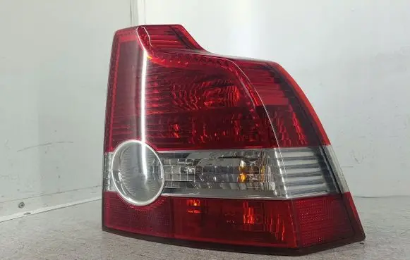 Volvo S40 Rear/tail lights 30698344