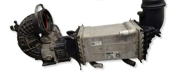 Seat Leon (5F) Intercooler radiator 04E133062T 04E145785E 05E129051D