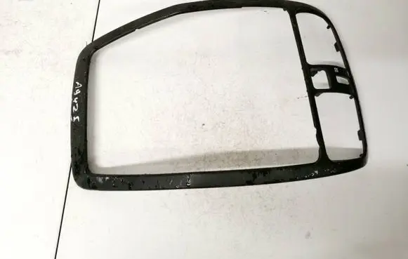 Mitsubishi Space Star Other interior part mr915048
