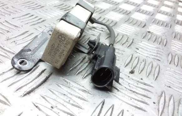 Toyota Yaris Coolant fan relay 2468106110B