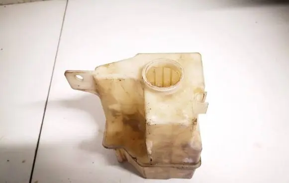 Coolant expansion tank/reservoir