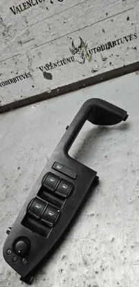 Audi A4 S4 B7 8E 8H Electric window control switch 8E1867171