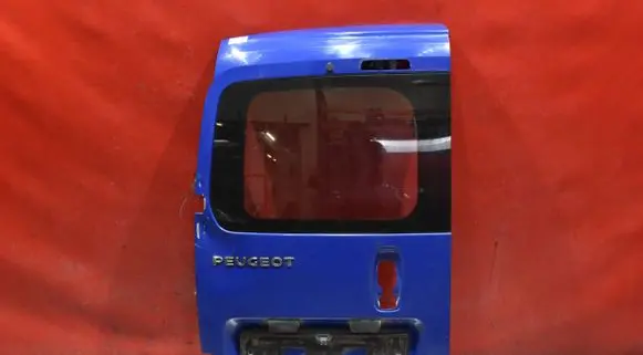 Rear door