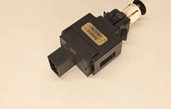 Volvo S60 Brake pedal sensor switch 8622064 00W442