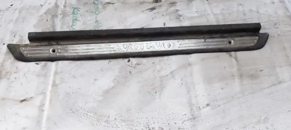 Volvo S40, V40 Front sill trim cover 30818426RH