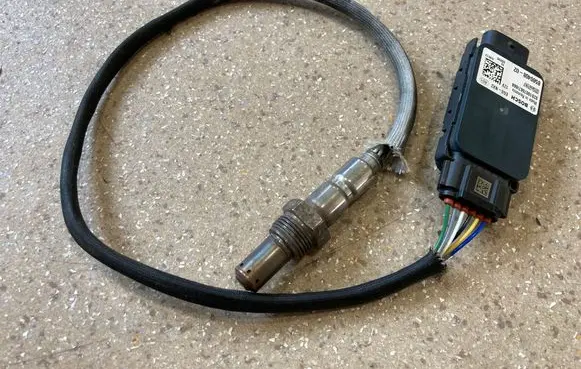 BMW 1 F40 Lambda probe sensor 8580408