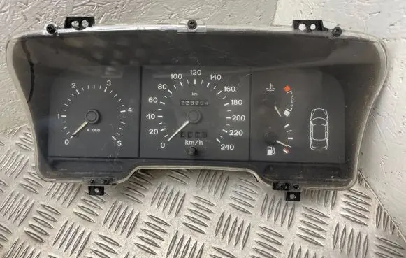 Ford Scorpio Speedometer (instrument cluster) 92GB10841AA V94GB10849HA 92GB10C956BB