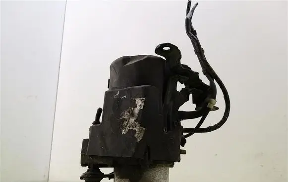 Volkswagen Polo Power steering pump 6Q0423155AM