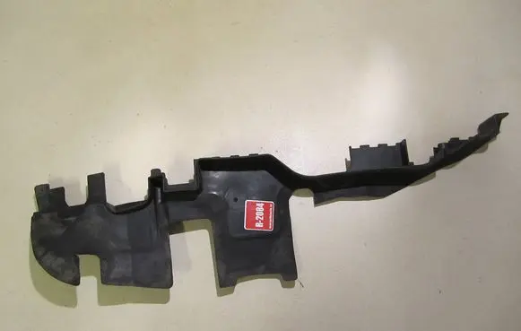 Audi A4 S4 B6 8E 8H Air intake duct part 8E0121283B 8E0121283