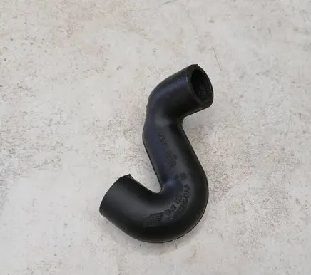 Breather/breather pipe/hose