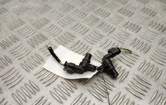 Camshaft position sensor