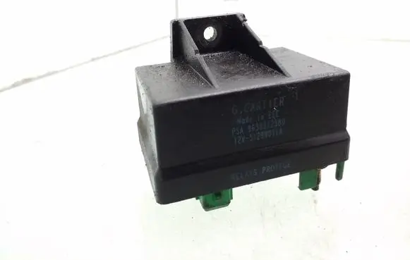 Peugeot 206 Glow plug pre-heat relay 9639912580 5129901A
