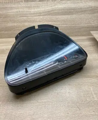 BMW 5 E39 Speedometer (instrument cluster) 8381198