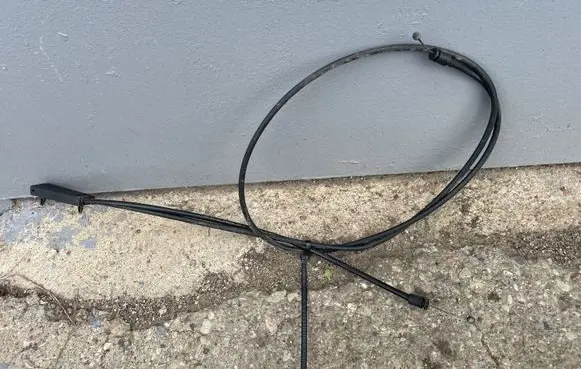 BMW 5 F10 F11 Engine bonnet/hood lock release cable 7183773