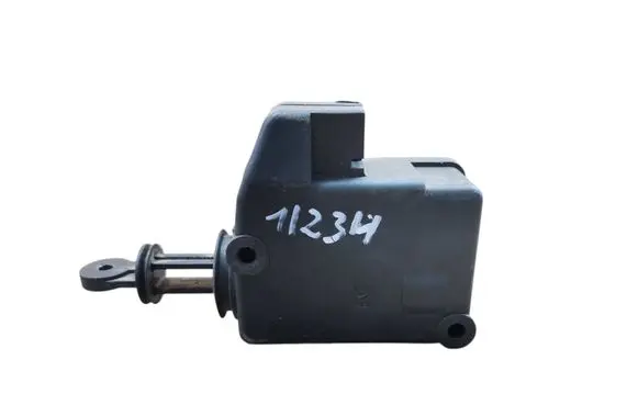 Volvo S40, V40 Tailgate lock latch 30899699