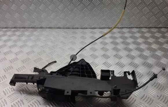 Ford Focus C-MAX Front door lock R21813EL