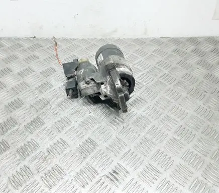 Mazda 5 Starter motor M000T90981 L813