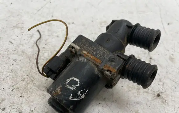 BMW 5 E60 E61 Electric auxiliary coolant/water pump 6920226