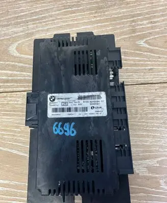 BMW 3 E90 E91 Light module LCM 9249084