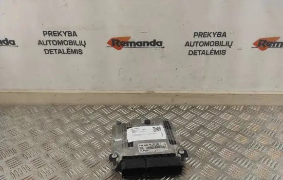 Volkswagen Tiguan Engine control unit/module 04L907309K