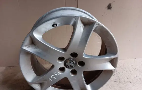 R17 alloy rim