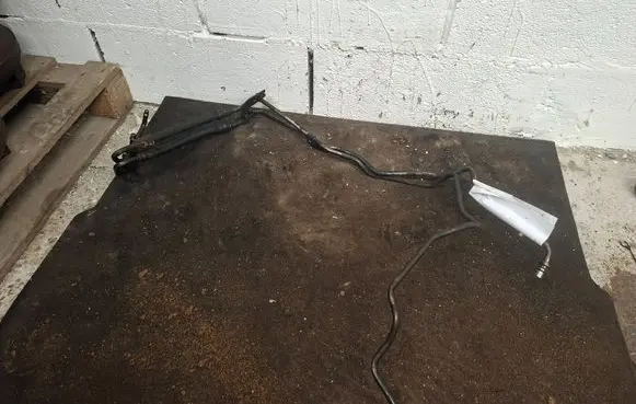 Mercedes-Benz E W212 Gearbox oil cooler pipe/hose