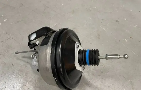 Audi A5 Brake booster 8W0612103L A007N944 366096832