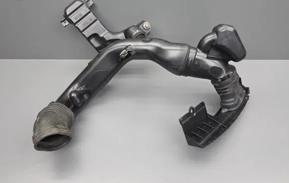 Intake resonator