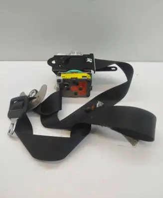 Toyota Verso Front seatbelt 732100F053