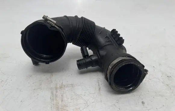 Mercedes-Benz GLK (X204) Air intake hose/pipe A6510904537 446286631 A6510941497