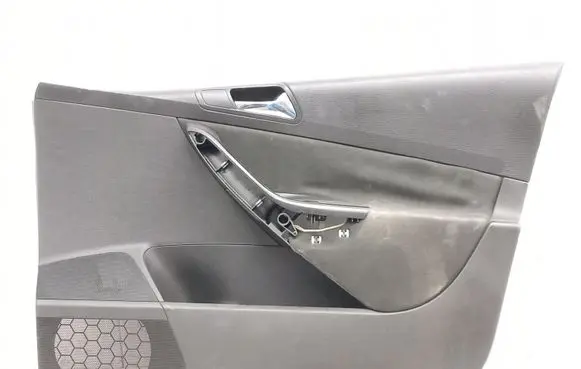 Volkswagen PASSAT B6 Front door card panel trim 3C1867012DQ