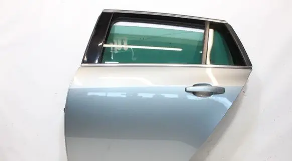 Rear door