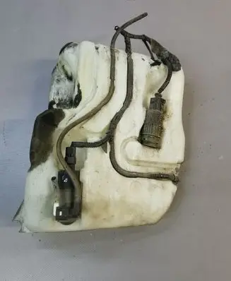 Nissan Qashqai Windshield washer fluid reservoir/tank 28910JD900