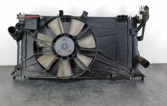 Mazda 5 Radiator set 