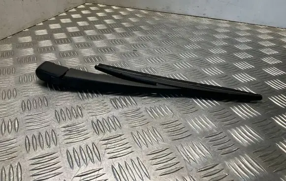Nissan Cube Z12 Rear wiper blade arm
