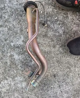Honda Accord Fuel tank filler neck pipe 