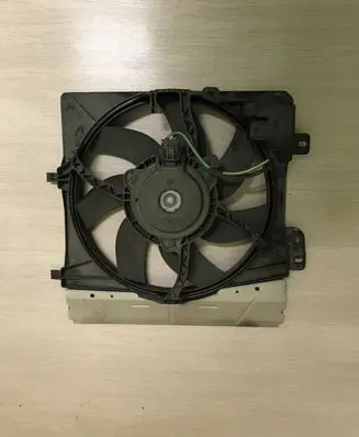 Peugeot 208 Radiator cooling fan shroud 9675280980