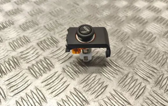Audi A3 S3 8P Cigarette lighter front 8P0863387 8E0919343 B0919305B
