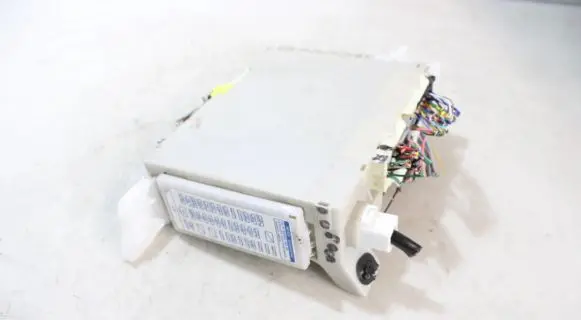 Toyota Yaris Central body control module