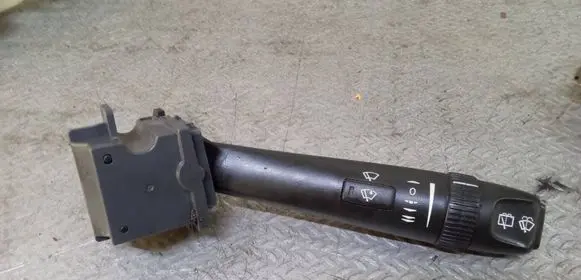 Volvo V70 Wiper control stalk 30768101