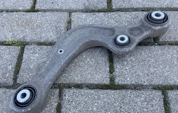Audi Q5 SQ5 Rear control arm 4M0505361G 4M0505323G