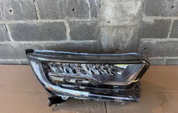 Honda CR-V Headlight/headlamp