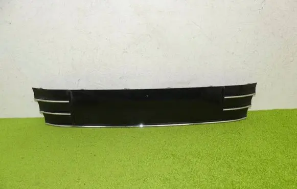 Audi A7 S7 4G Front bumper upper radiator grill 4g8807285ae