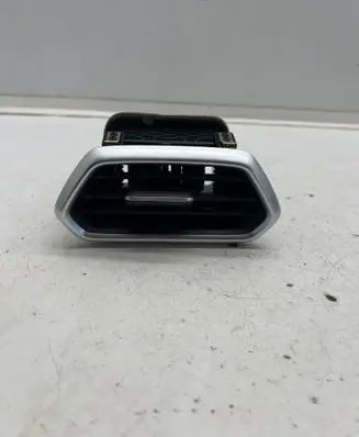 MG ZS Dashboard air vent grill cover trim 11406949 ZS32 20240521