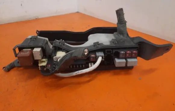 Toyota Corolla E110 Fuse box set