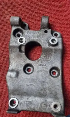 Ford Focus C-MAX A/C compressor mount bracket AV2Q9D611AB