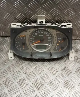Nissan Almera Tino Speedometer (instrument cluster) 2Y08057 BU071