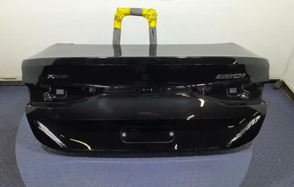 BMW 2 F45 Tailgate/trunk/boot lid 