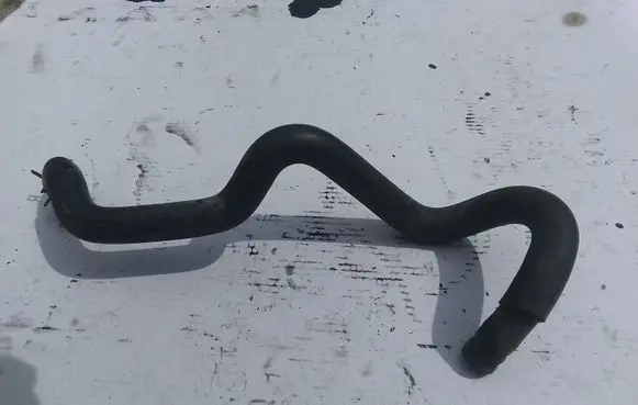 Mazda 3 I Engine coolant pipe/hose